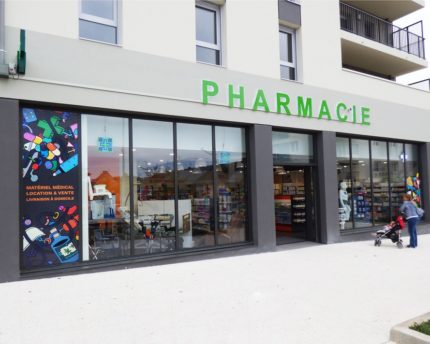 REDON : la pharmacie Montagut ouvre ses portes après son transfert REDON : la pharmacie Montagut ouvre ses portes après son transfert