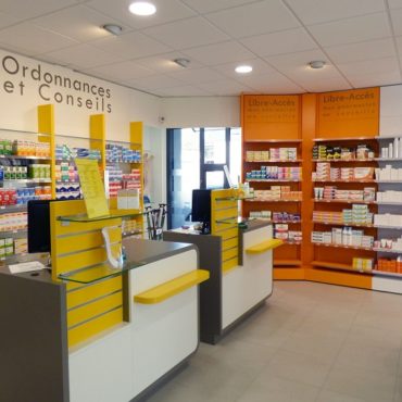 Varennes-sur-Loire : le succès du transfert de la pharmacie Girault Varennes-sur-Loire : le succès du transfert de la pharmacie Girault
