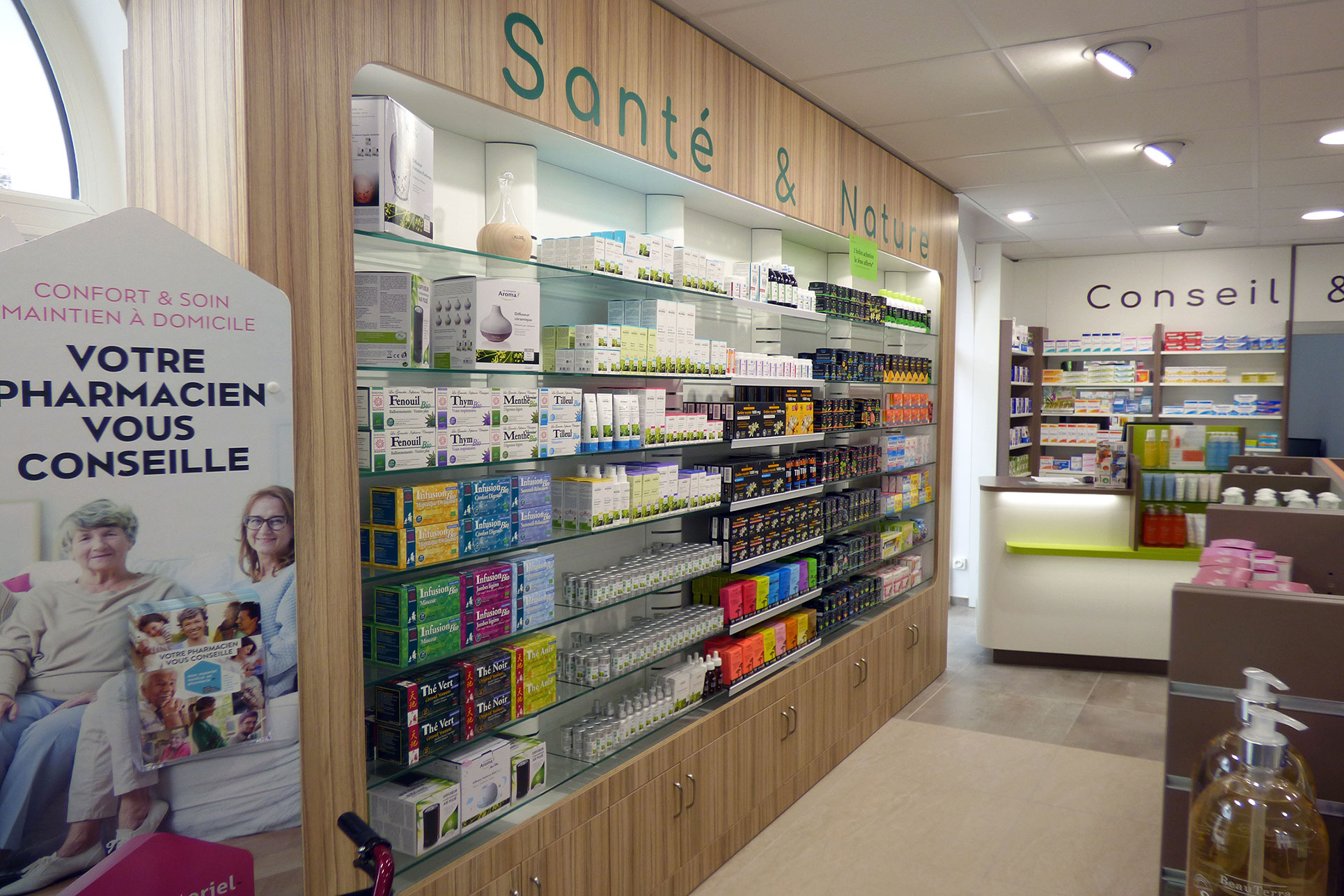 relooking-pharmacie-saint-hilaire-des-loges