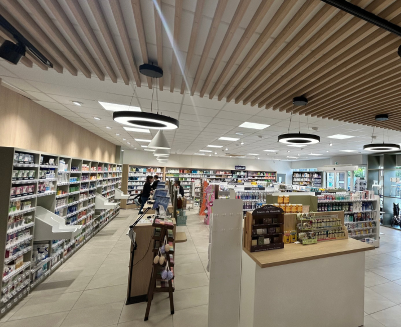 Agencement de pharmacie