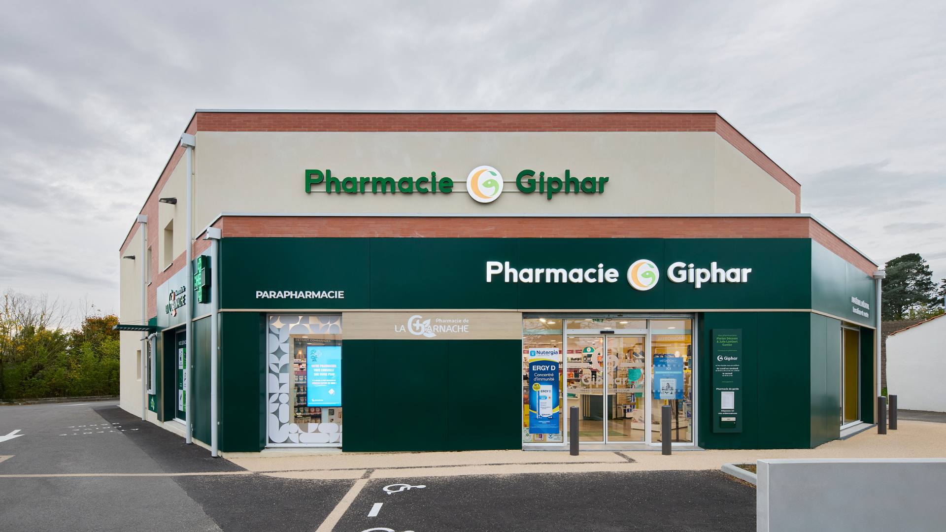 agrandissement pharmacie